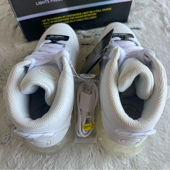 Skechers Remix Kids White Light-Up Sneakers New Size 13 Little Girls - Picture 6 of 9